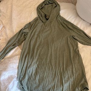 Lululemon men’s running hooded shirt